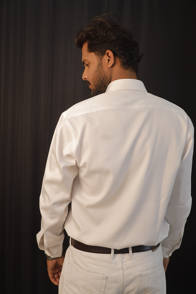 White stretch cotton